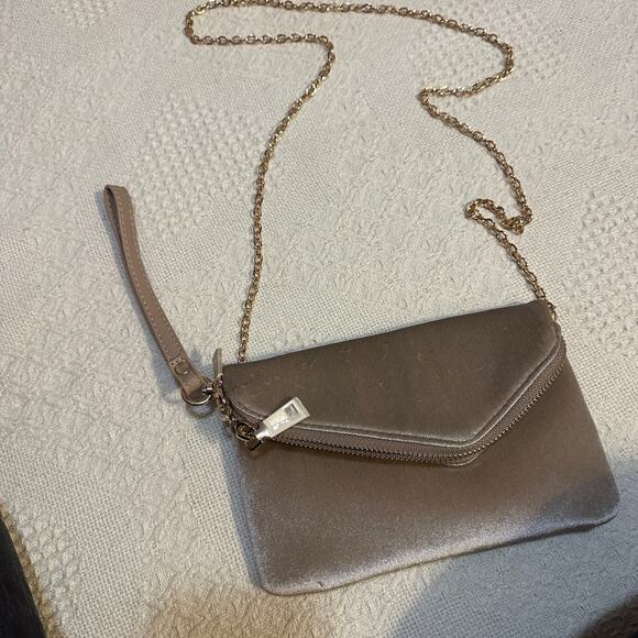 New! Urban Expressions Taupe Velvet Chain Clutch / Crossbody - Picture 4 of 9